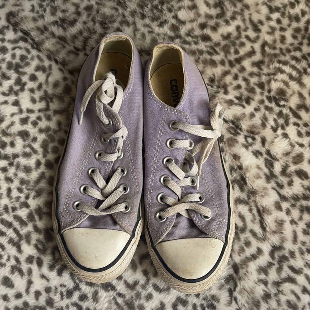 converse sneaker